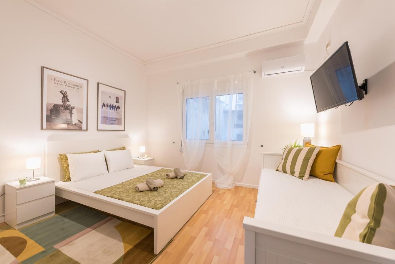 Apartment At Megaro Mousikis St Semi Basement 1Bed 2 Pers Atene Esterno foto