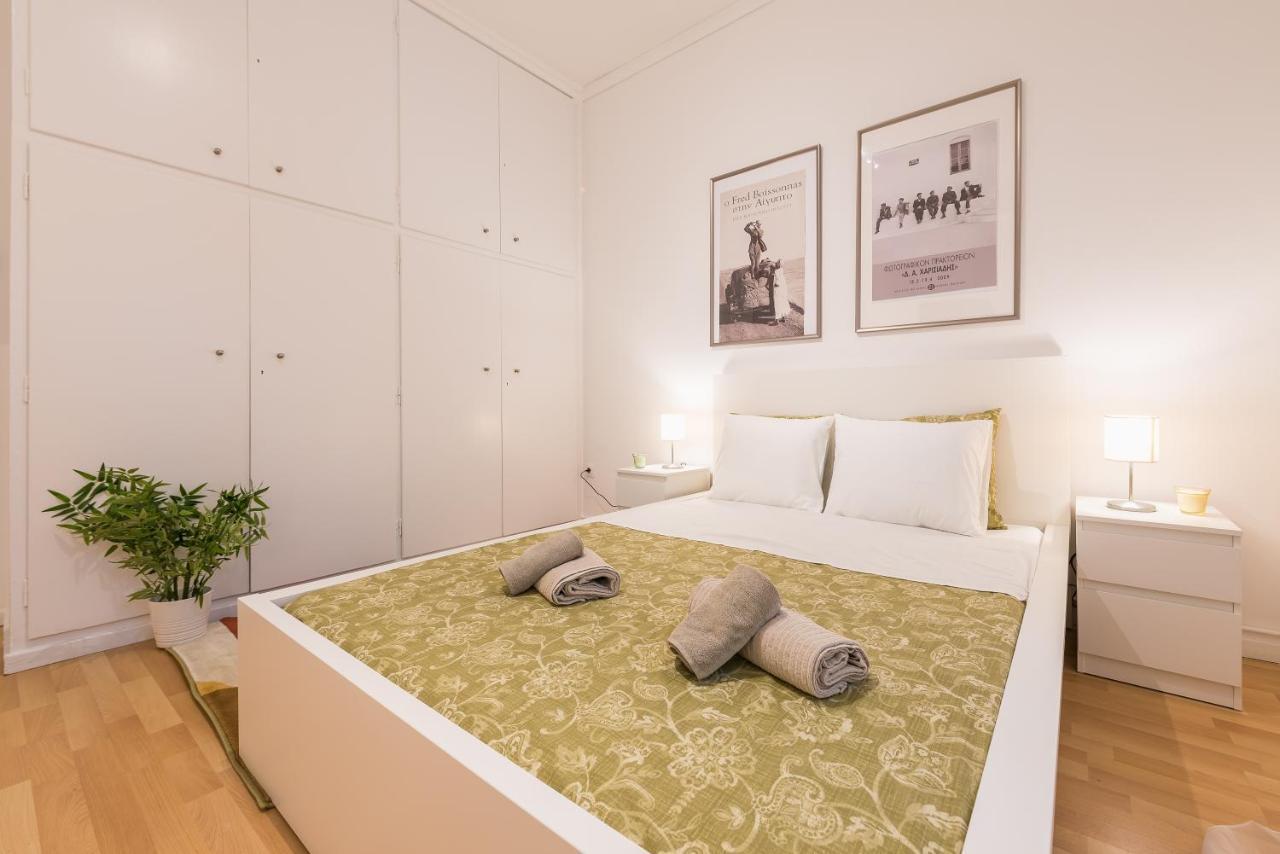 Apartment At Megaro Mousikis St Semi Basement 1Bed 2 Pers Atene Esterno foto